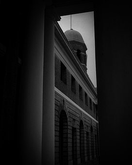 学之殇:郑州女生体育考试晕倒死亡